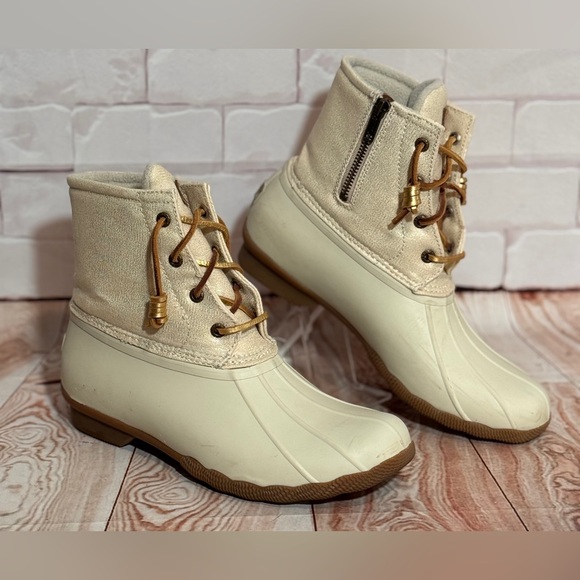 Sperry Cream & Gold Duck Rain Boots Women’s Size 9 Timeless Cabin Core Lake Life - Picture 3 of 9
